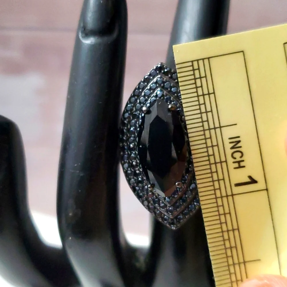 Sterling Silver 925 Onyx and Spinel Paved Pointer Ring